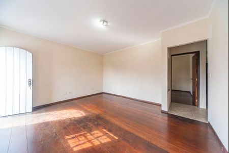 Casa à venda com 157m², 2 quartos e 4 vagas Casa à venda com 157m², 2 quartos e 4 vagasSala