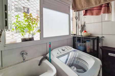 Apartamento à venda com 107m², 3 quartos e 2 vagasÁrea de Serviço