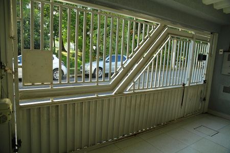 Casa à venda com 140m², 2 quartos e 2 vagasGaragem 