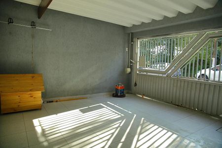 Casa à venda com 140m², 2 quartos e 2 vagasGaragem 