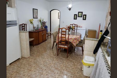 Casa à venda com 4 quartos, 240m² em Parque Continental II, Guarulhos