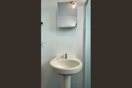 Banheiro da Suíte de casa à venda com 2 quartos, 100m² em Pinheiros, São Paulo