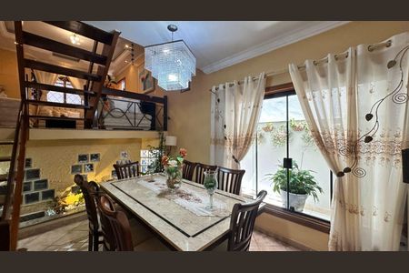 Casa à venda com 4 quartos, 220m² em Jardim Santa Clara, Guarulhos