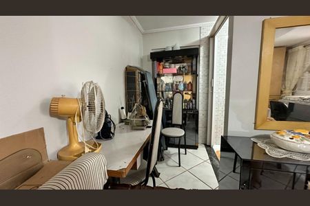 Casa à venda com 4 quartos, 220m² em Jardim Santa Clara, Guarulhos