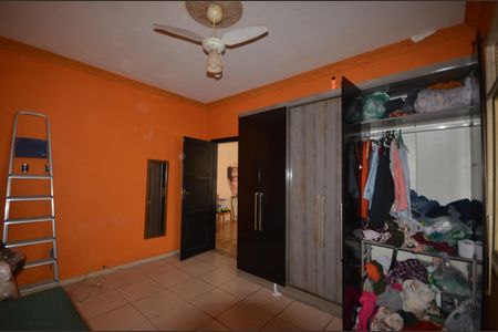 Quarto 1 de casa para alugar com 3 quartos, 260m² em Vila Valqueire, Rio de Janeiro