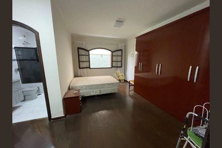 Casa à venda com 3 quartos, 236m² em Vila Vivaldi, São Bernardo do Campo