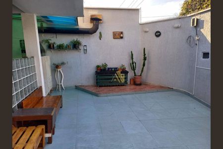 Casa à venda com 3 quartos, 120m² em Santa Maria, Santo André