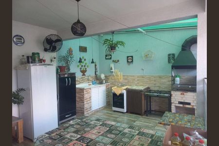 Casa à venda com 3 quartos, 120m² em Santa Maria, Santo André