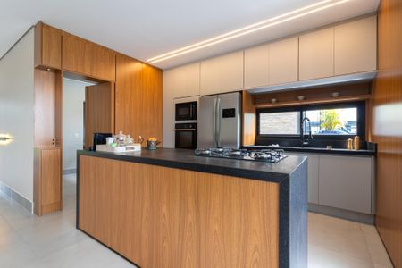 Casa de condomínio à venda com 489m², 4 quartos e 7 vagasFoto 15