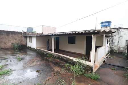 Casa para alugar com 360m², 2 quartos e 3 vagasQuintal