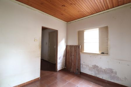 Quarto 2 de casa para alugar com 2 quartos, 360m² em Santa Mônica, Uberlândia