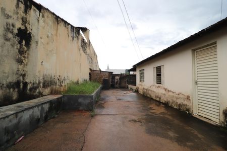 Casa para alugar com 360m², 2 quartos e 3 vagasQuintal