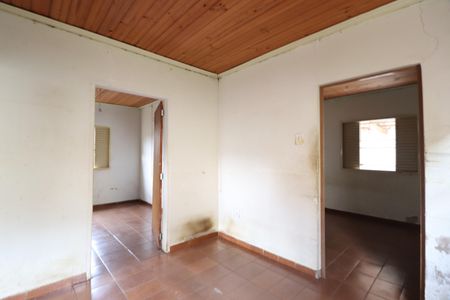 Quarto 2 de casa para alugar com 2 quartos, 360m² em Santa Mônica, Uberlândia