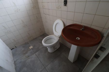 Casa para alugar com 360m², 2 quartos e 3 vagasBanheiro