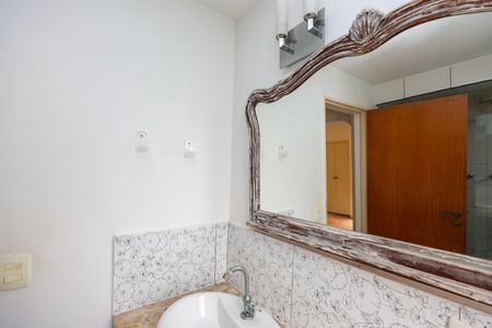 Apartamento à venda com 126m², 3 quartos e 2 vagas Apartamento à venda com 126m², 3 quartos e 2 vagasBanheiro da Suíte