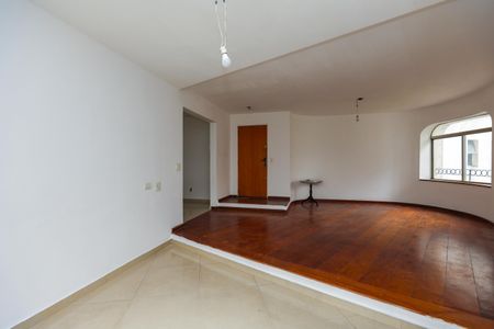 Apartamento à venda com 126m², 3 quartos e 2 vagas Apartamento à venda com 126m², 3 quartos e 2 vagasSala