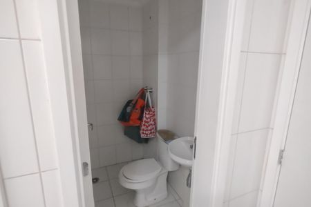 Apartamento para alugar com 242m², 4 quartos e 4 vagas Apartamento para alugar com 242m², 4 quartos e 4 vagasBanheiro