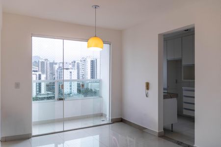 Sala de apartamento para alugar com 2 quartos, 70m² em Buritis, Belo Horizonte