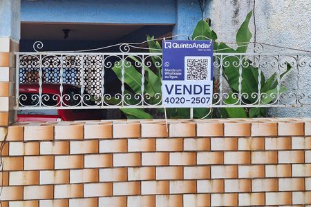 Casa à venda com 150m², 3 quartos e 4 vagas Casa à venda com 150m², 3 quartos e 4 vagasPlaca