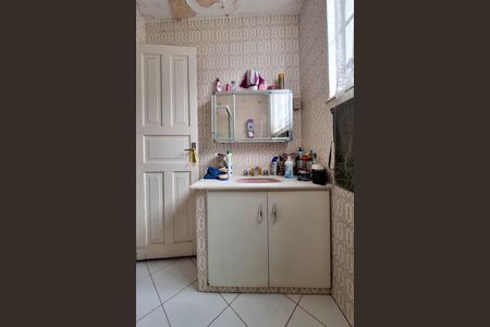 Casa à venda com 150m², 3 quartos e 4 vagas Casa à venda com 150m², 3 quartos e 4 vagasBanheiro 1