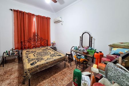 Casa à venda com 150m², 3 quartos e 4 vagas Casa à venda com 150m², 3 quartos e 4 vagasQuarto 1