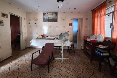 Casa à venda com 150m², 3 quartos e 4 vagas Casa à venda com 150m², 3 quartos e 4 vagasCopa