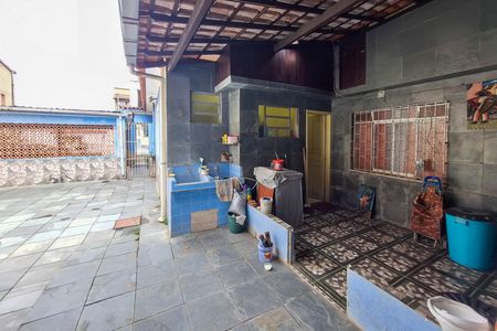 Casa à venda com 150m², 3 quartos e 4 vagas Casa à venda com 150m², 3 quartos e 4 vagasÁrea de Serviço