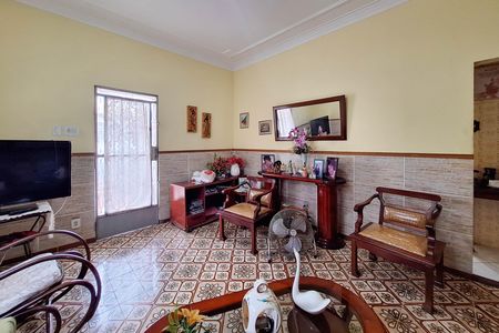 Casa à venda com 150m², 3 quartos e 4 vagas Casa à venda com 150m², 3 quartos e 4 vagasSala 1