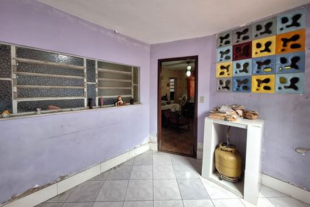 Casa à venda com 150m², 3 quartos e 4 vagas Casa à venda com 150m², 3 quartos e 4 vagasSala 2