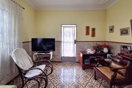 Casa à venda com 150m², 3 quartos e 4 vagas Casa à venda com 150m², 3 quartos e 4 vagasSala 1