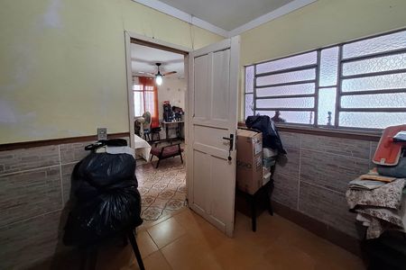 Casa à venda com 150m², 3 quartos e 4 vagas Casa à venda com 150m², 3 quartos e 4 vagasQuarto 3