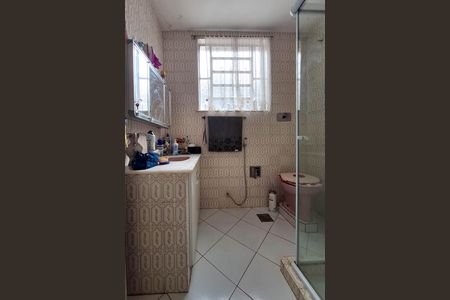 Casa à venda com 150m², 3 quartos e 4 vagas Casa à venda com 150m², 3 quartos e 4 vagasBanheiro 1