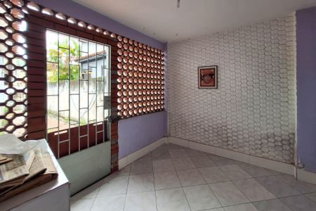 Sala 2 de casa à venda com 3 quartos, 150m² em Engenhoca, Niterói
