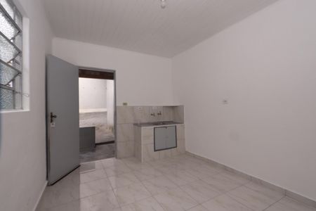 Sala e Cozinha de casa para alugar com 1 quarto, 30m² em Vila Alpina, São Paulo