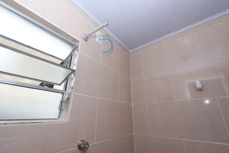 Casa para alugar com 30m², 1 quarto e sem vagaBanheiro