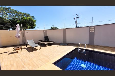 Apartamento para alugar com 46m², 2 quartos e 1 vaga Apartamento para alugar com 46m², 2 quartos e 1 vagaÁrea comum - Piscina