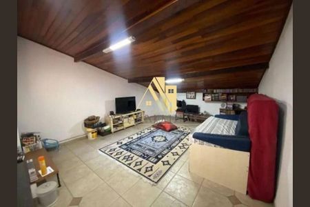 Casa à venda com 3 quartos, 165m² em São José, São Caetano do Sul