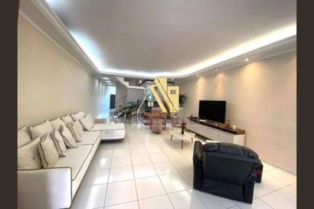 Casa à venda com 3 quartos, 165m² em São José, São Caetano do Sul