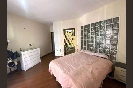 Casa à venda com 3 quartos, 165m² em São José, São Caetano do Sul