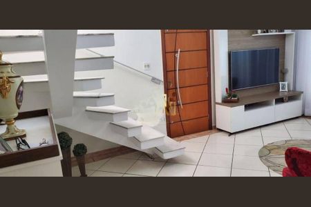 Casa à venda com 3 quartos, 150m² em Vila Alzira, Santo André