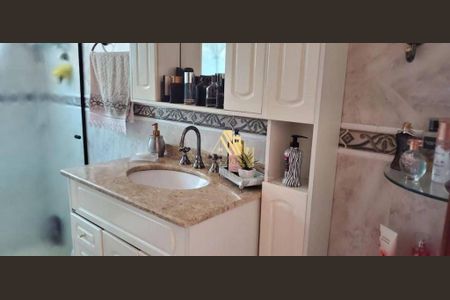 Casa à venda com 3 quartos, 150m² em Vila Alzira, Santo André