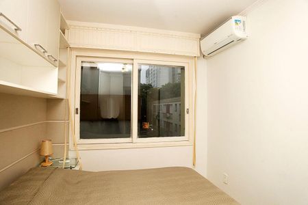 Apartamento à venda com 76m², 2 quartos e 1 vagaQuarto 2