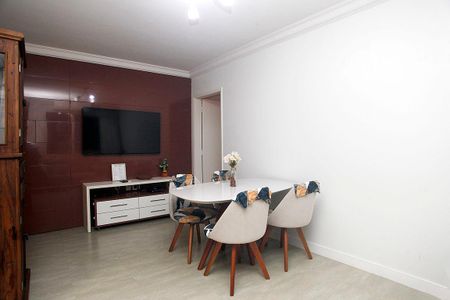 Apartamento à venda com 76m², 2 quartos e 1 vagaSala