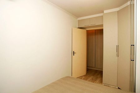 Apartamento à venda com 76m², 2 quartos e 1 vagaQuarto 2