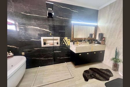 Casa à venda com 3 quartos, 279m² em Jardim Ipanema, Santo André