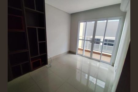 Sala de casa de condomínio para alugar com 3 quartos, 150m² em Granja Marileusa, Uberlândia