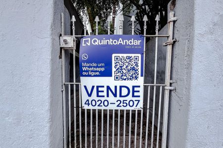 Casa à venda com 200m², 2 quartos e sem vagaPlaquinha