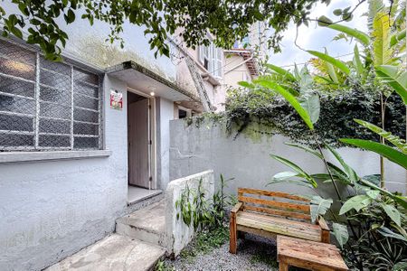 Casa à venda com 200m², 2 quartos e sem vagaÁrea externa