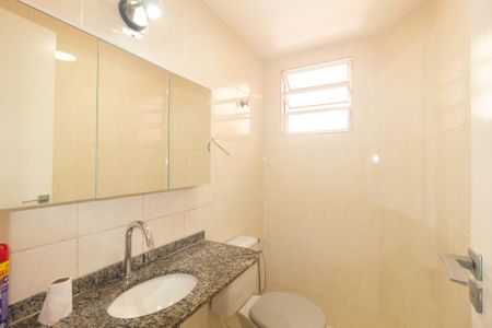 Casa de condomínio para alugar com 100m², 2 quartos e 3 vagas Casa de condomínio para alugar com 100m², 2 quartos e 3 vagasBanheiro 2