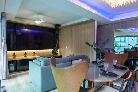 Apartamento à venda com 154m², 2 quartos e 2 vagas Apartamento à venda com 154m², 2 quartos e 2 vagassala